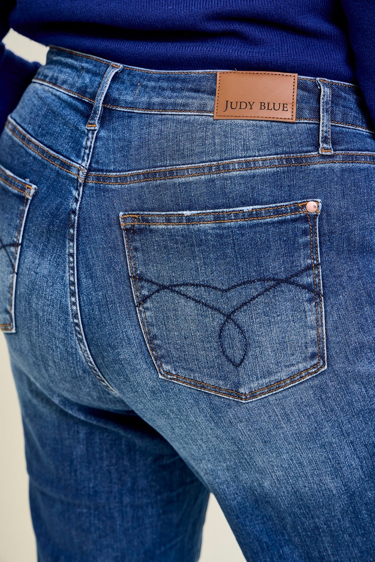 Dolly High Rise Back Pocket Classic Cropped Wide Leg Jeans - PLUS