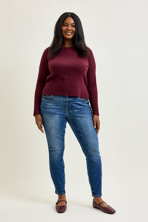 Joey Mid Rise Skinny Jeans With Handsand - PLUS