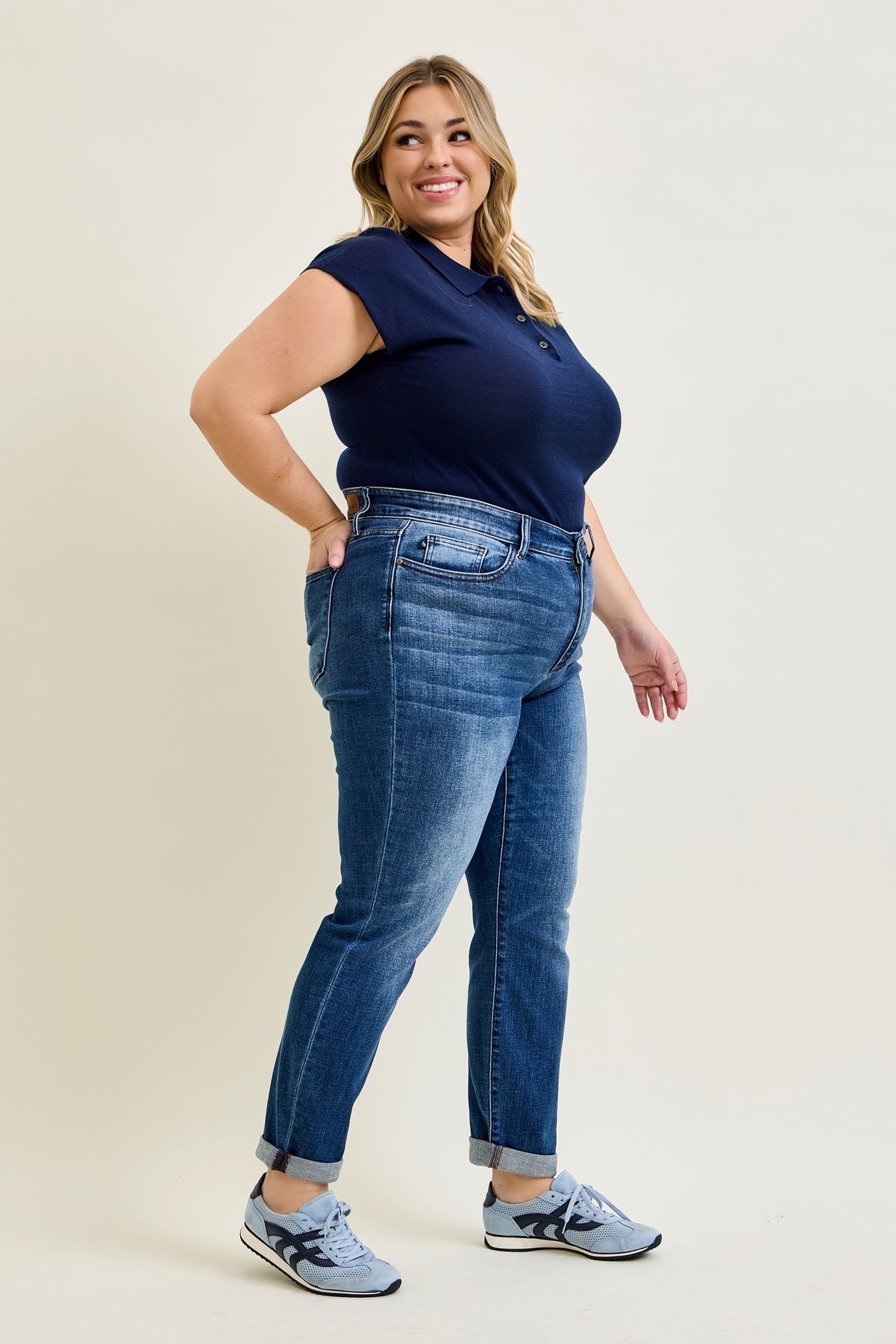 Annie Classic Cuffed Slim Fit - PLUS