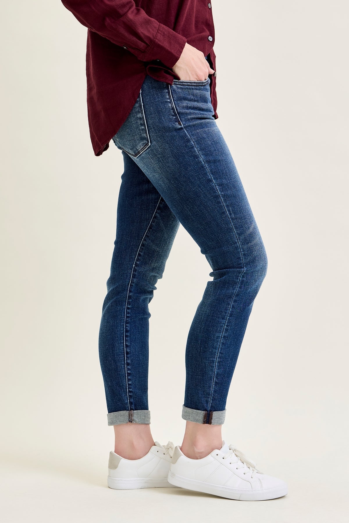 Annie Classic Cuffed Slim Fit