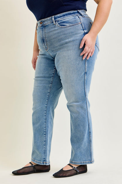 Stella High Rise Vintage Straight Fit - PLUS