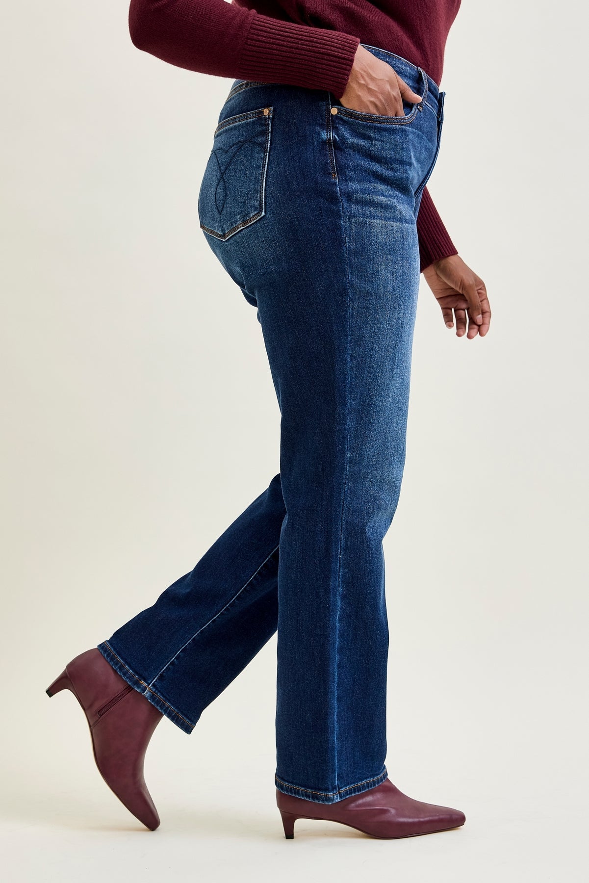 Tracy Vintage Wash ThermaDENIM Straight Fit Plus