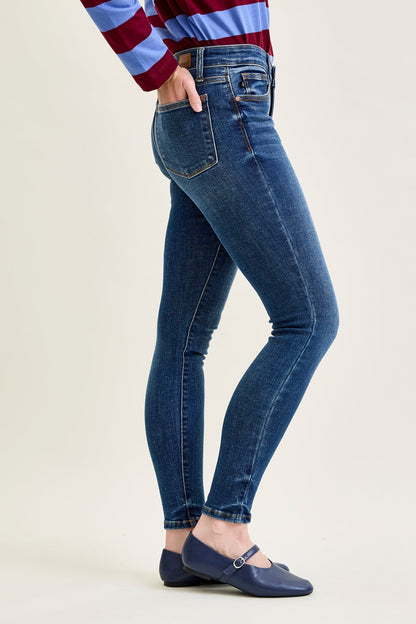 Joey Mid Rise Skinny Jeans With Handsand